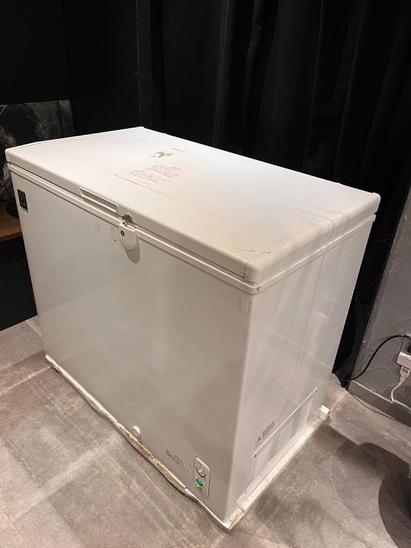 【ふわふわ】REMACOM 業務用 冷凍ストッカー 210L※東京引取