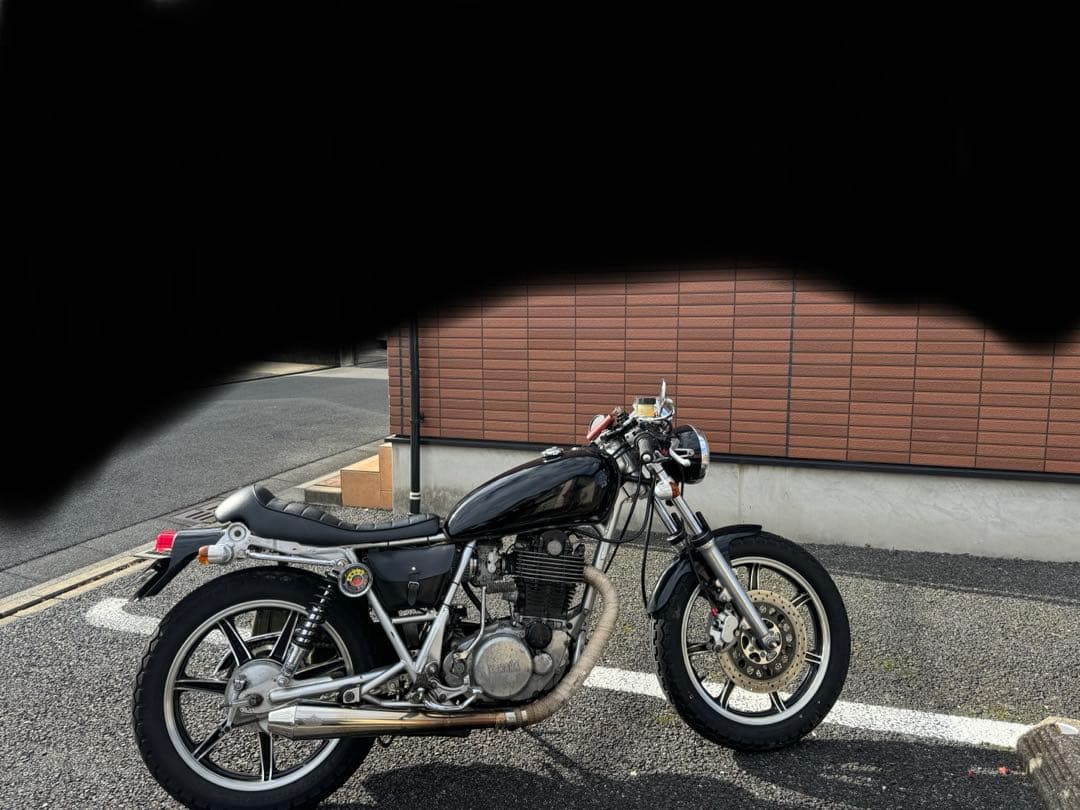ショートタイプ　ルーカスランプ付　リアフェンダー　SR400/500