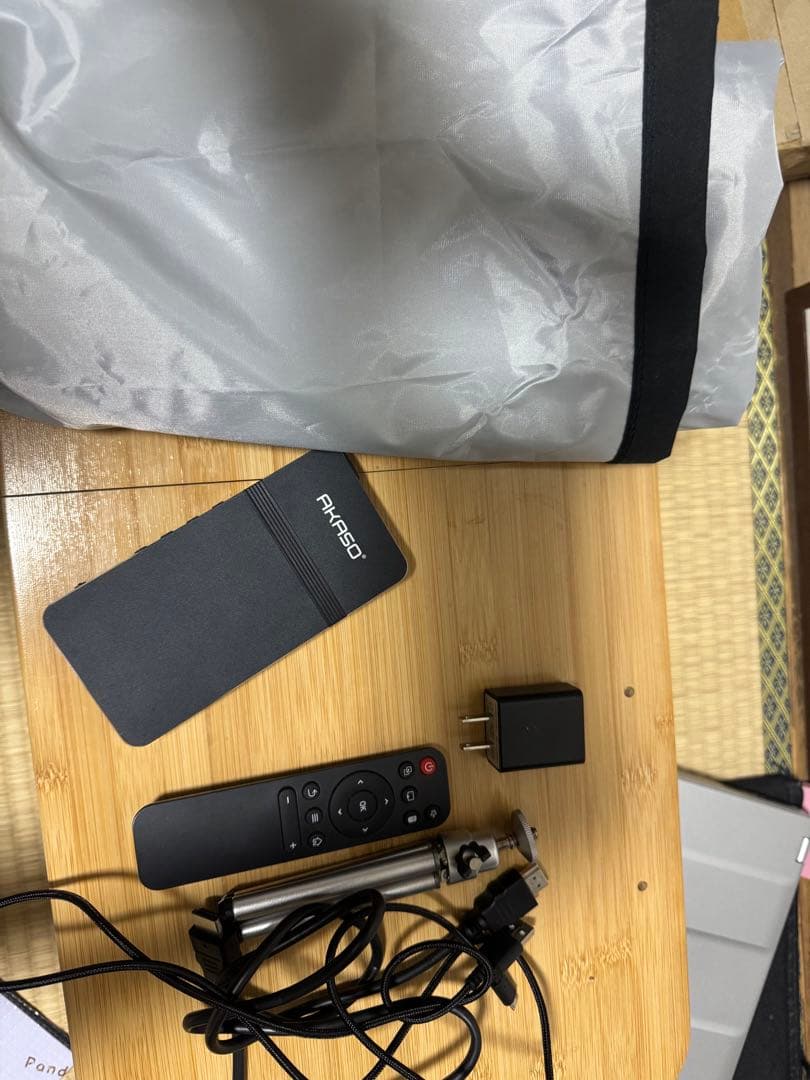 アカソー ミニビデオプロジェクター