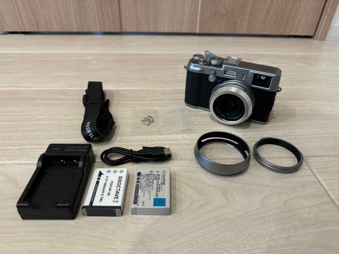 イスナンマラダニ:Fujifilm FinePix X100 初代