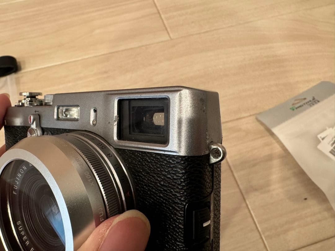 イスナンマラダニ:Fujifilm FinePix X100 初代