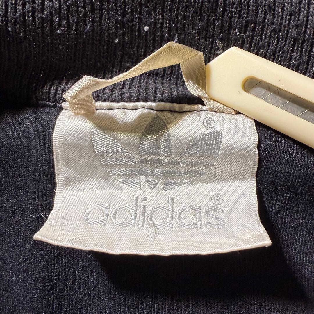 90s adidasナイロンジャケットL万国旗銀タグ CBOYクレイジーパターン