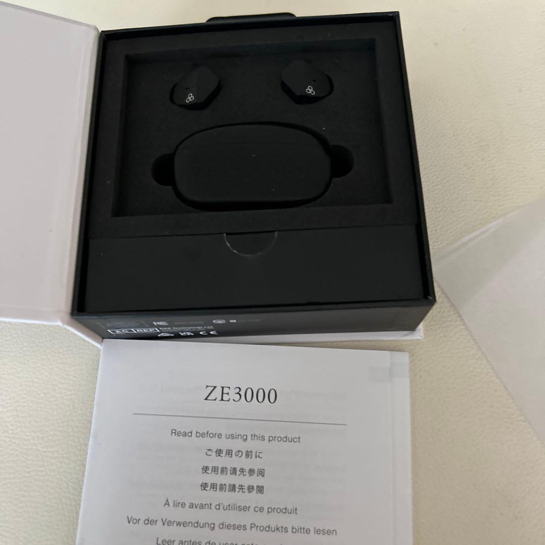 final 　ZE3000 ワイヤレスイヤホン Bluetooth ブラック