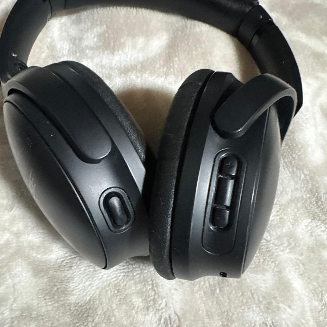 a*y様 Bose QuietComfort 45 headphones
