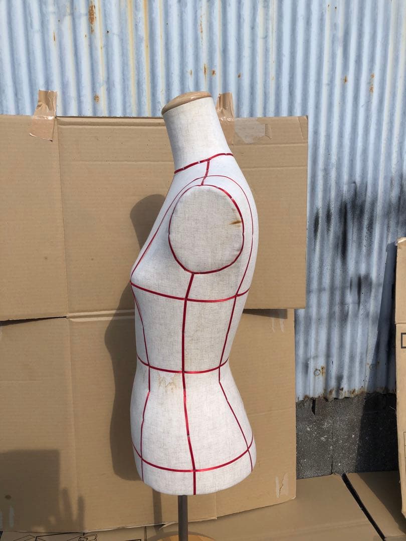 夢八トルソー　東京キイヤ　トルソーボディマネキン　ライン入り洋装ソーイング卓上型