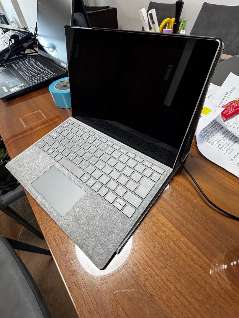 surface pro5,ssd 512GB,メモリ16g win11pro