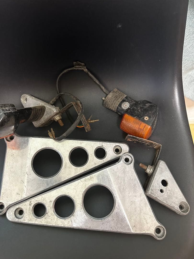 CBR400F 純正ライトステー　セット