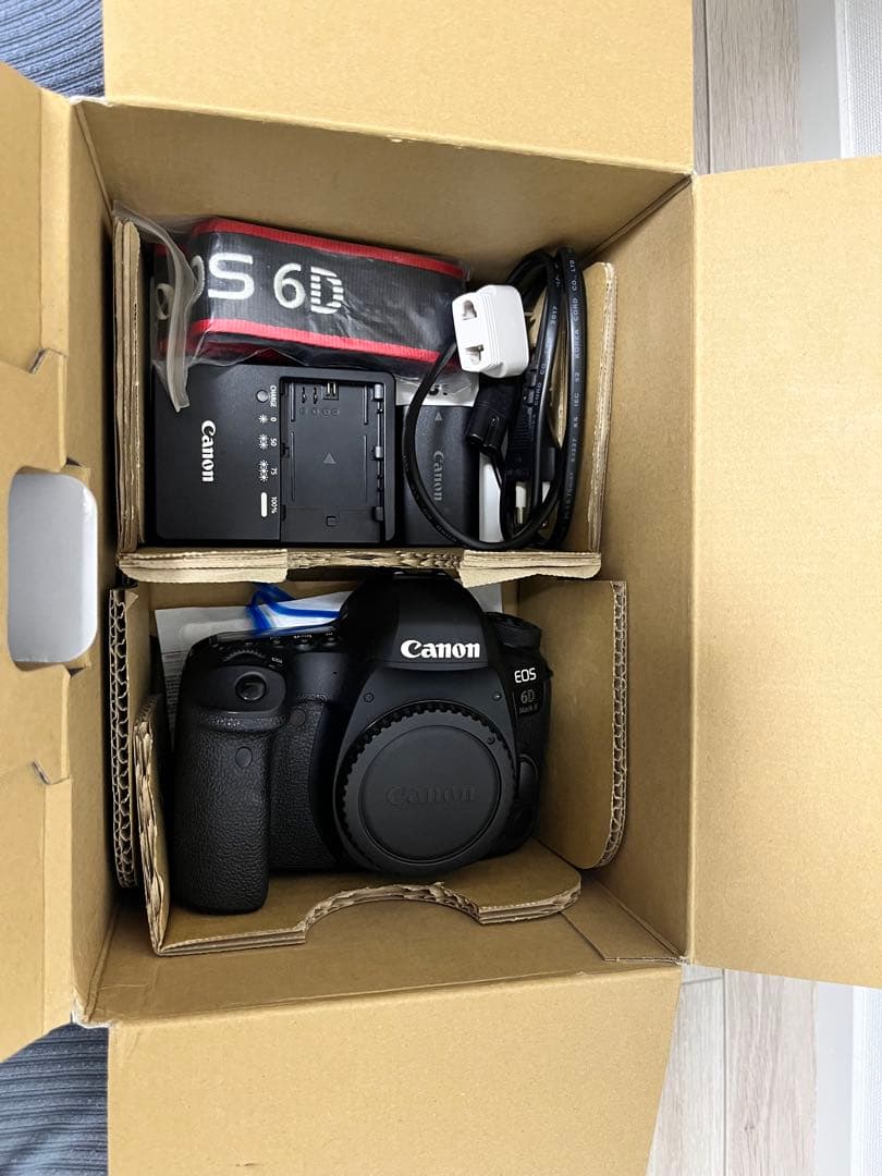 デジタルカメラ Canon EOS 6D MarkII