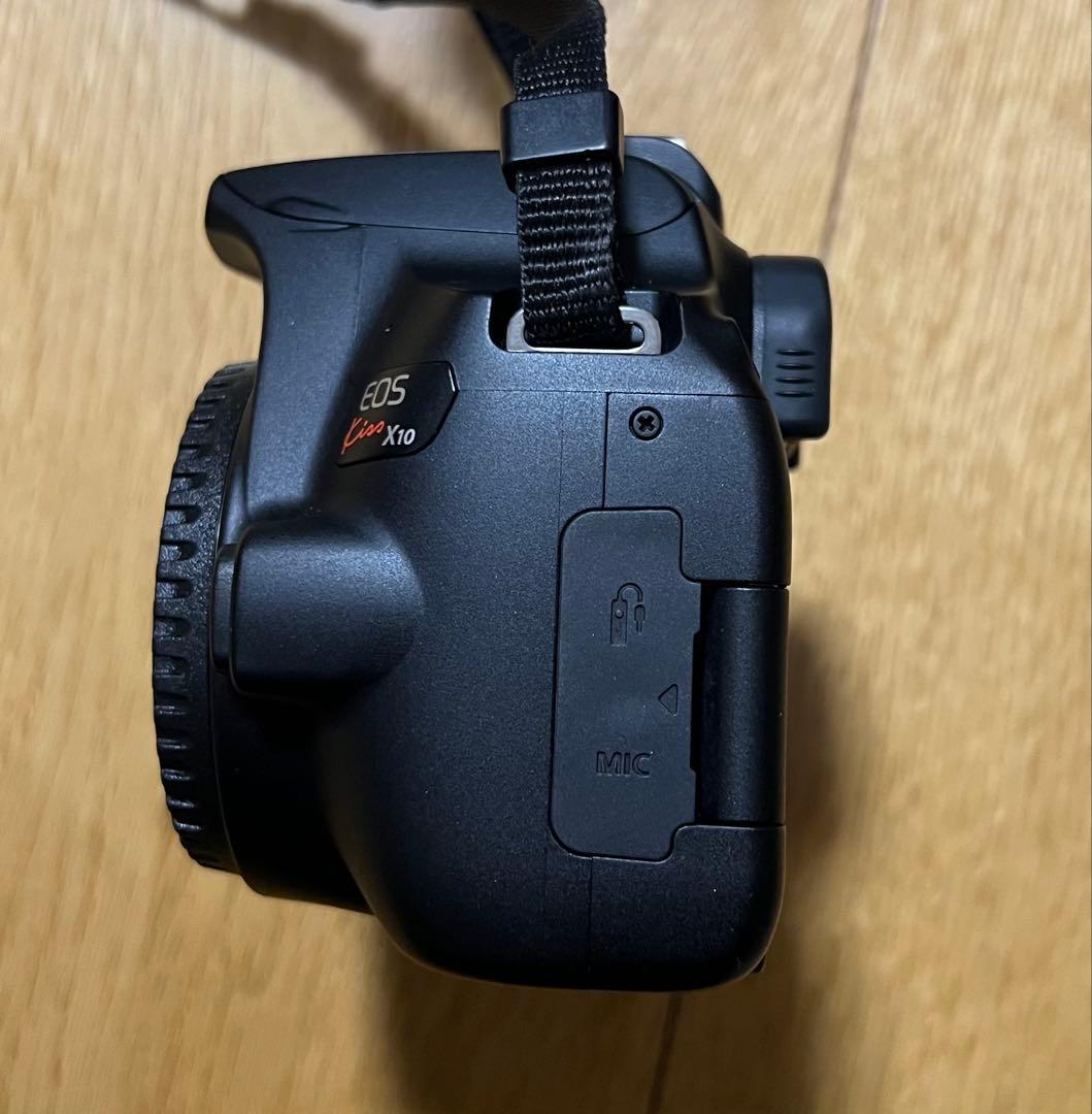 Canon EOS Kiss X10 ダブルズームキット、バッグ付き