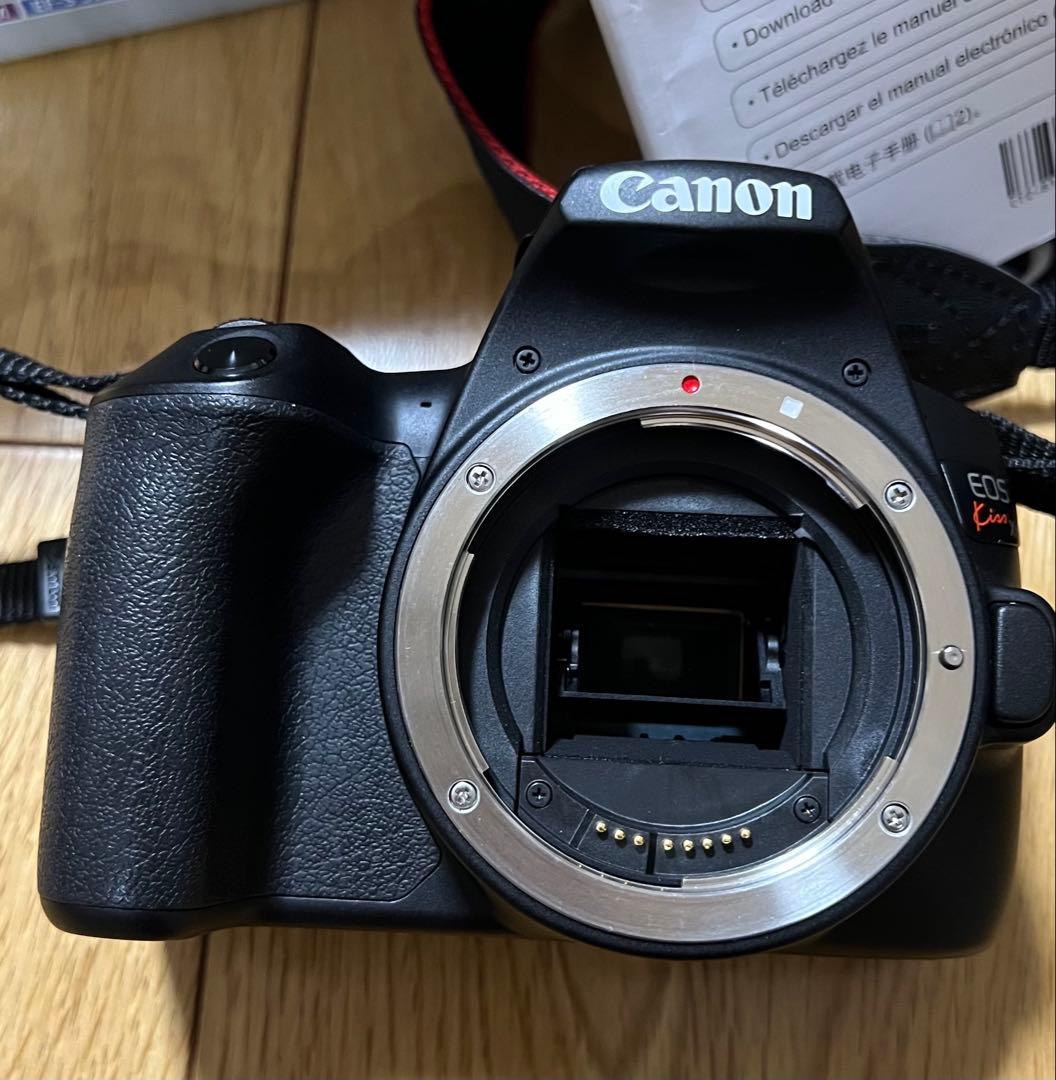 Canon EOS Kiss X10 ダブルズームキット、バッグ付き