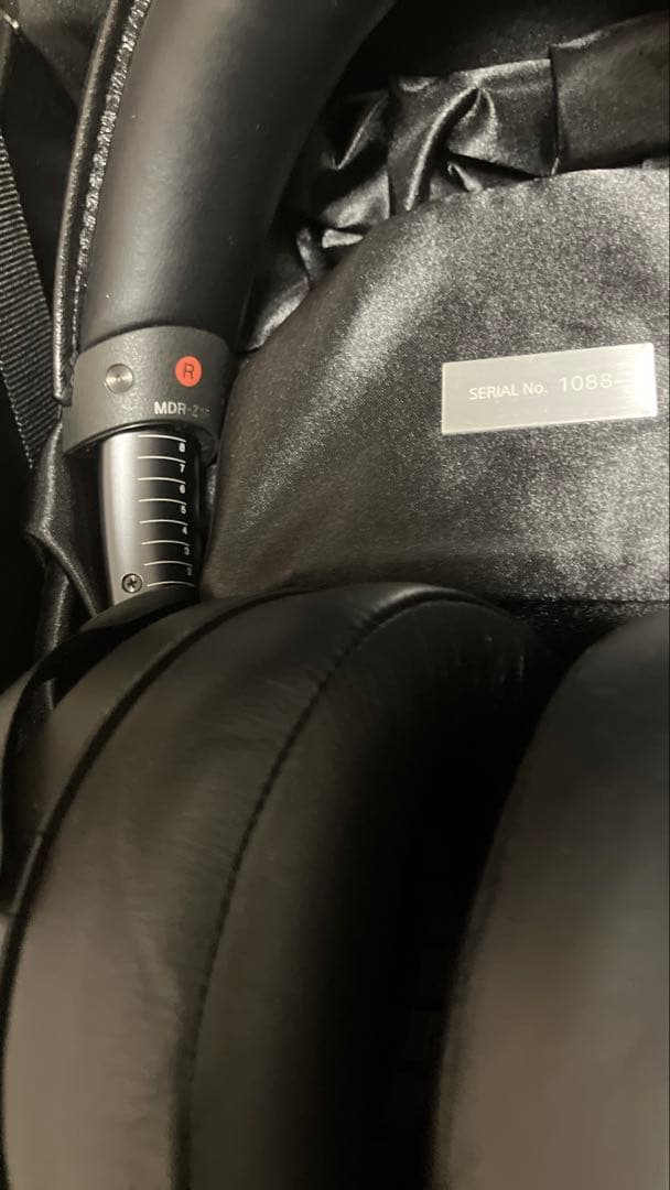 a*e様 【極美品】SONY MDR-Z1R 有線ヘッドホン