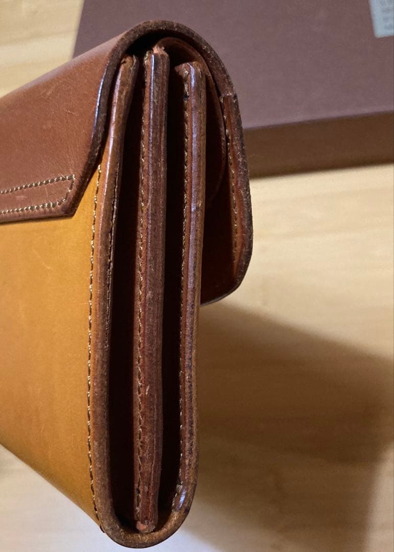 レザー　長財布　MOTO