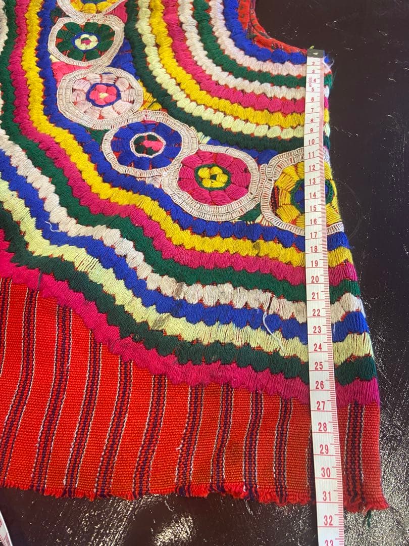 古着メキシコ刺繍グアテマラ民族衣装ウィピルポンチョ手刺繍ハンドメイド