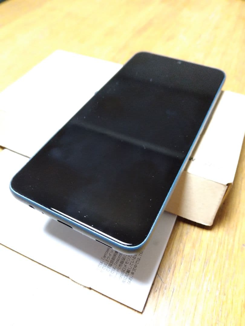 現行新古 arrows We2 au ネイビーグリーン FCNT SIMフリー