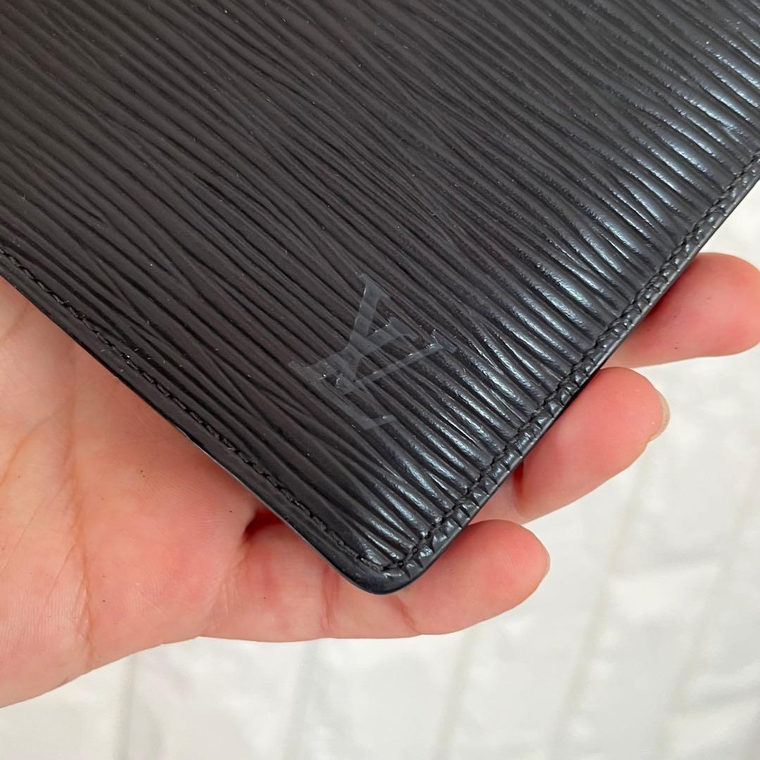 美品 Louis Vuitton ルイヴィトン エピ 長財布 札入れ 黒