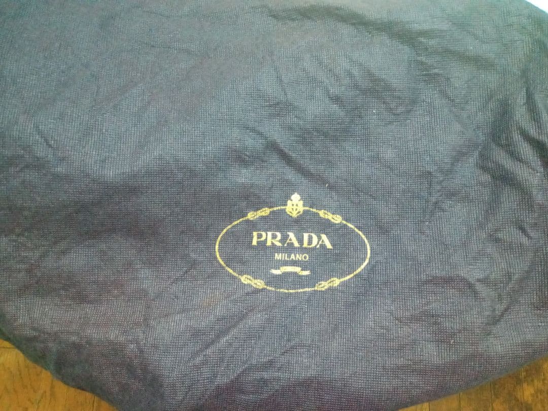 PRADA ブラック ボストンバッグ