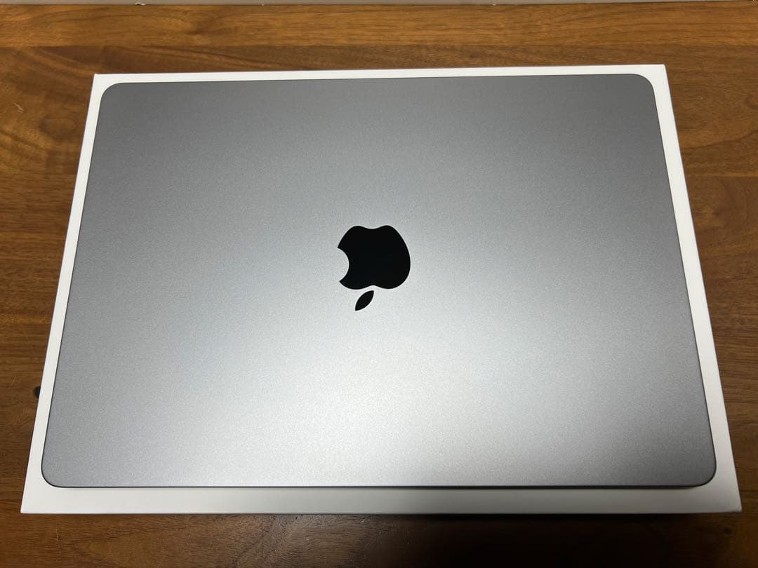 美品&高性能❗️MacBook Air 2022 M2 16GB&512GB