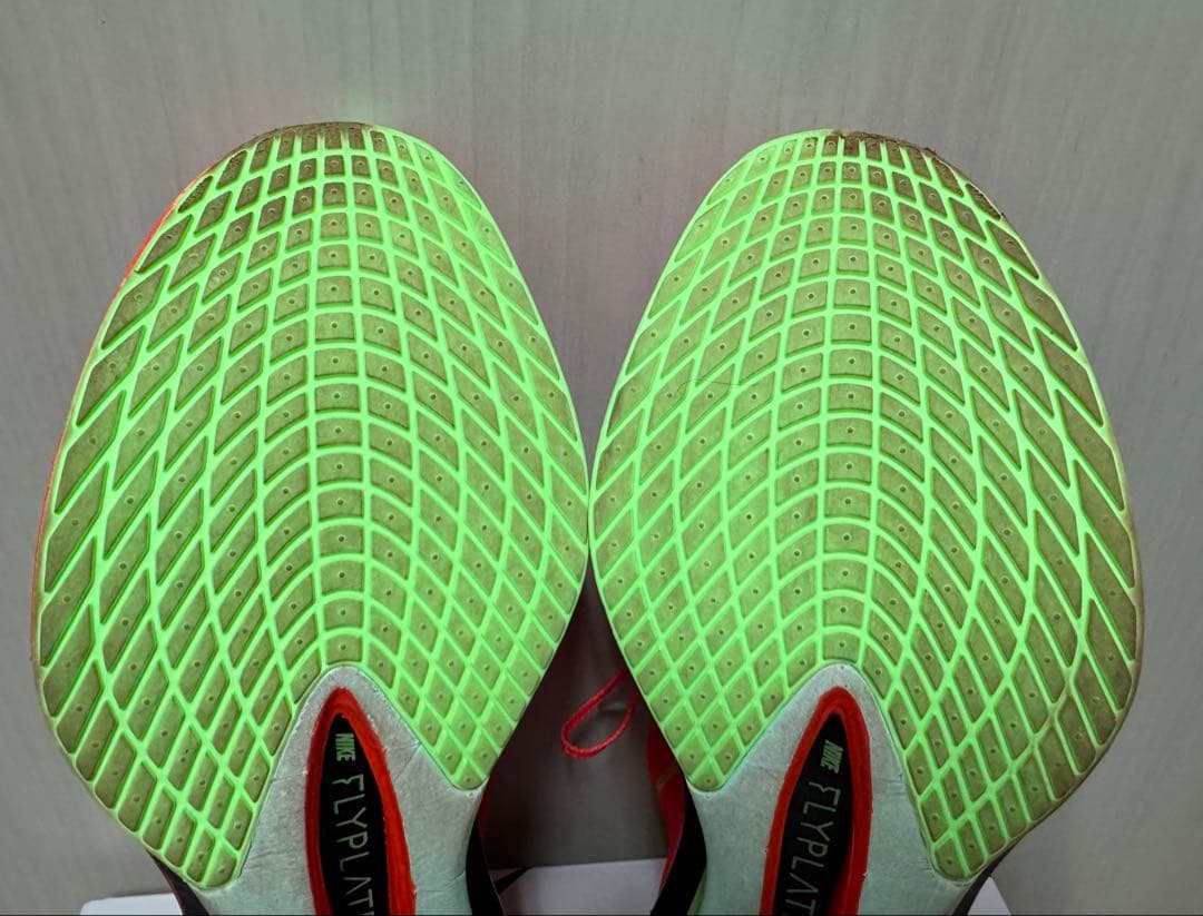 NIKE ヴェイパーフライ4