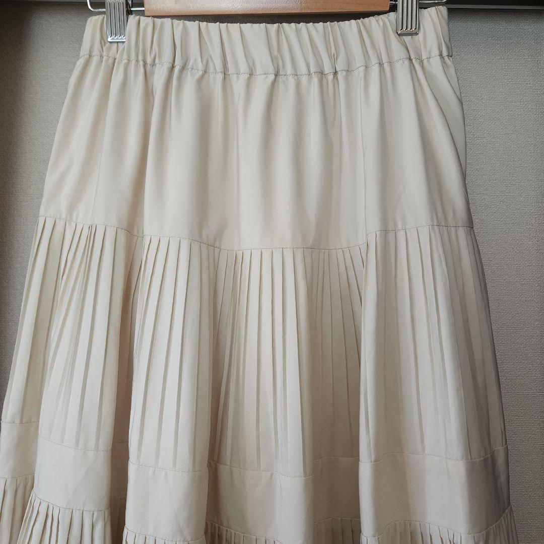 ビアズリー プリーツティアードスカート フリーサイズ ホワイト