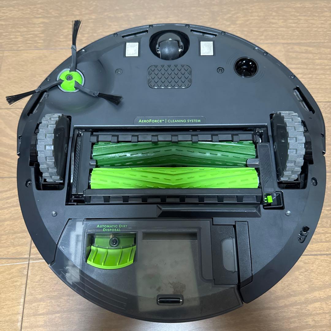 ロボット掃除機　iRobot ルンバi3+