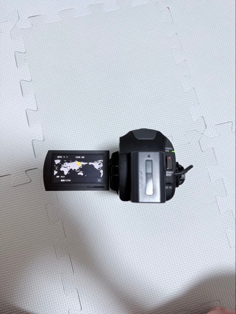 ビデオカメラ　SONY FDR-AX30