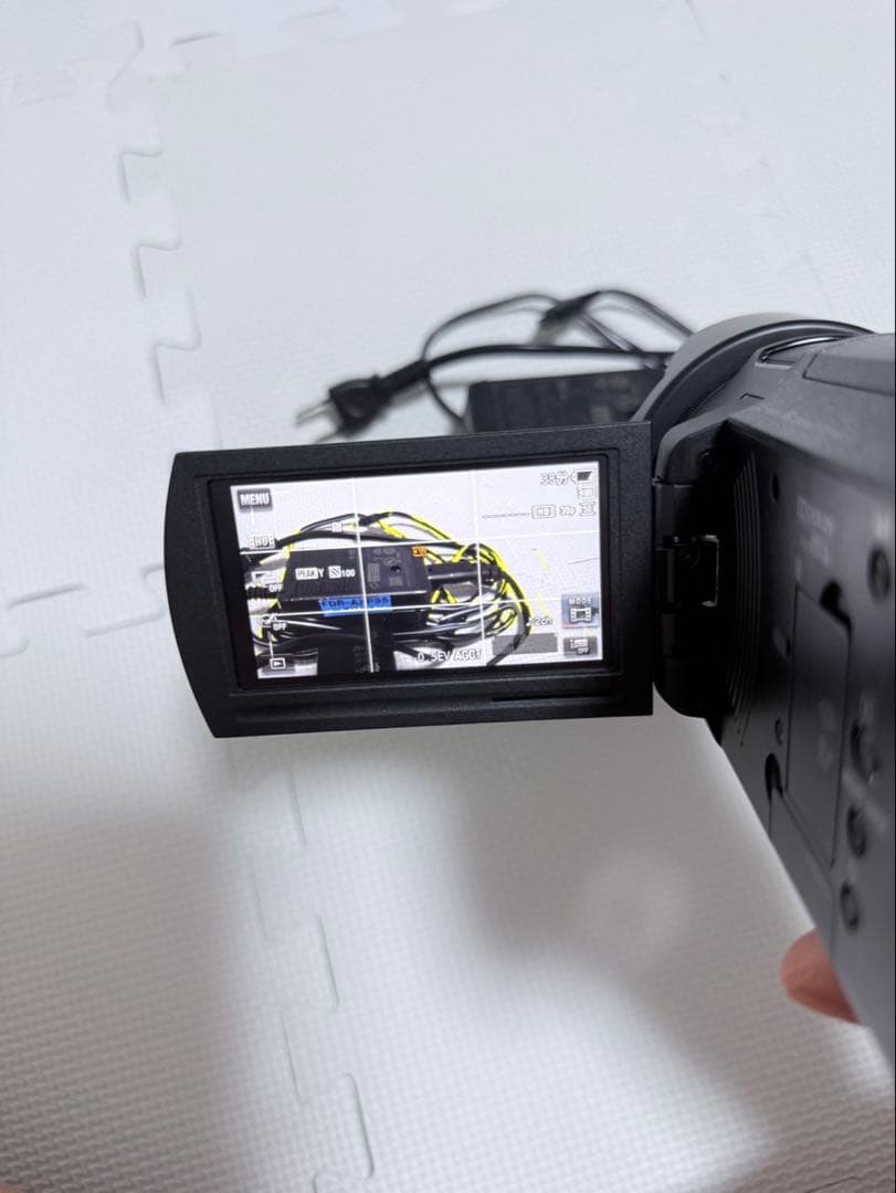 ビデオカメラ　SONY FDR-AX30