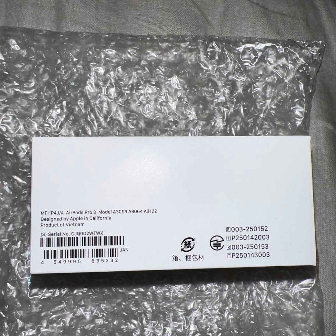 Apple AirPods Pro 3 本体 & ケース付き