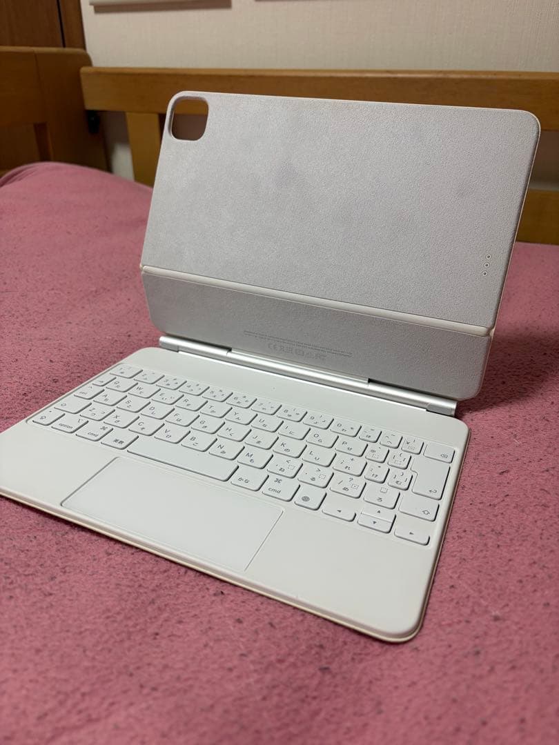 【美品】Magic Keyboard iPad 11インチ 白