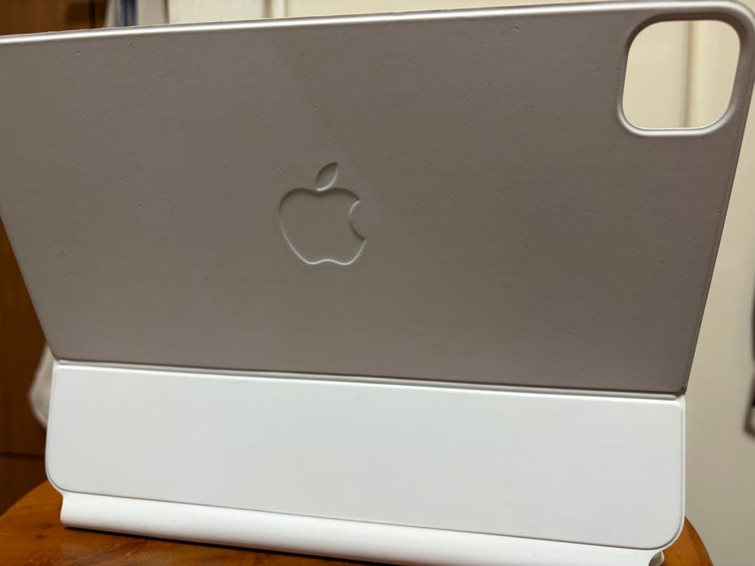 【美品】Magic Keyboard iPad 11インチ 白