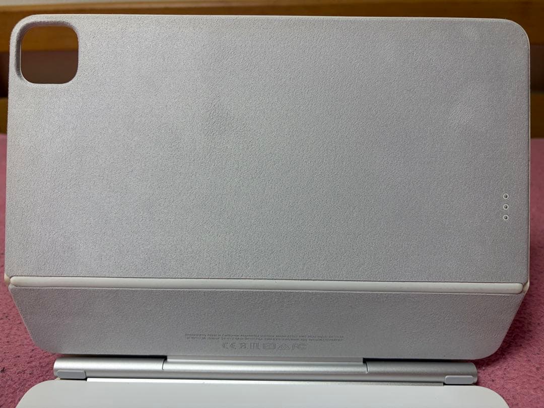 【美品】Magic Keyboard iPad 11インチ 白