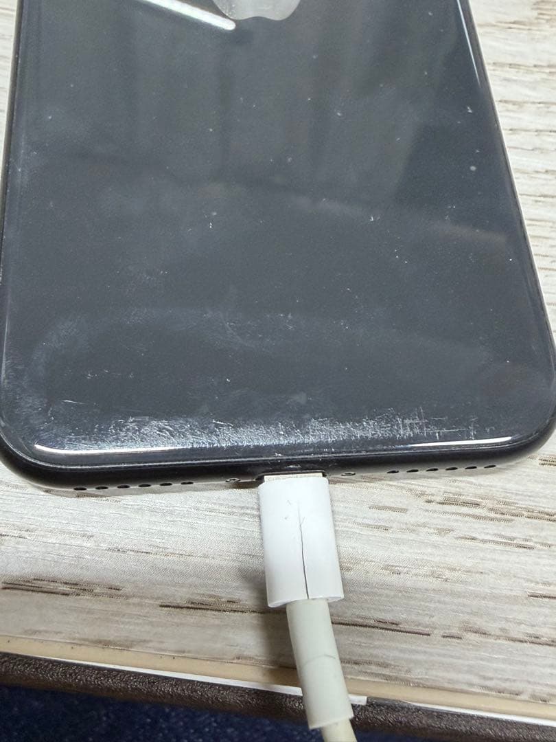 スマートフォン本体 iPhone se