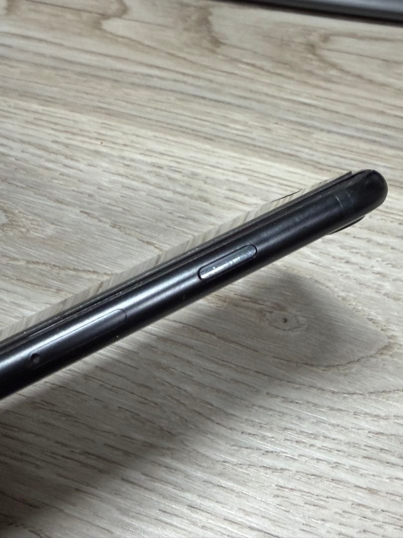 スマートフォン本体 iPhone se