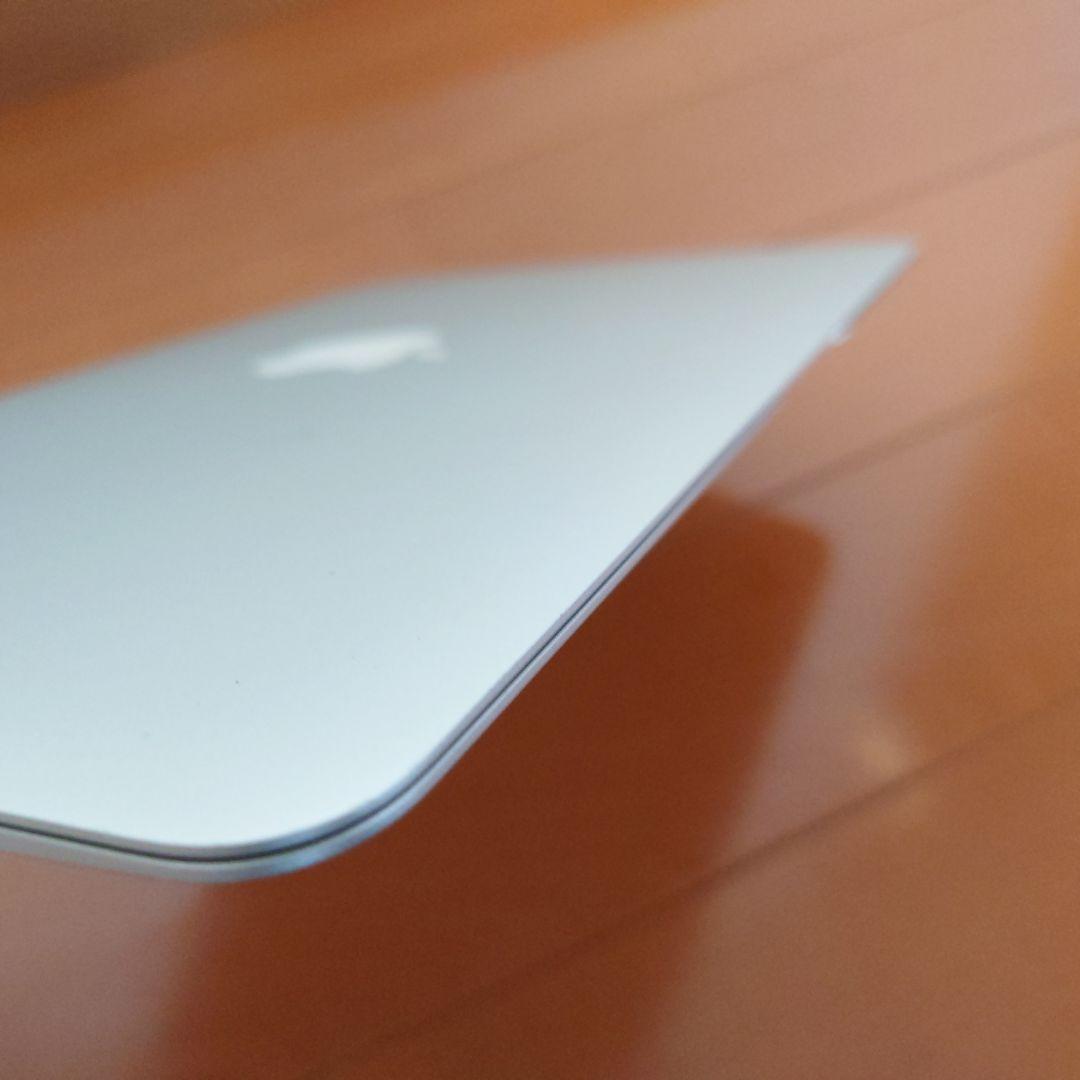 MacBook Air 11-inch (Mid 2012）マックブックエアー