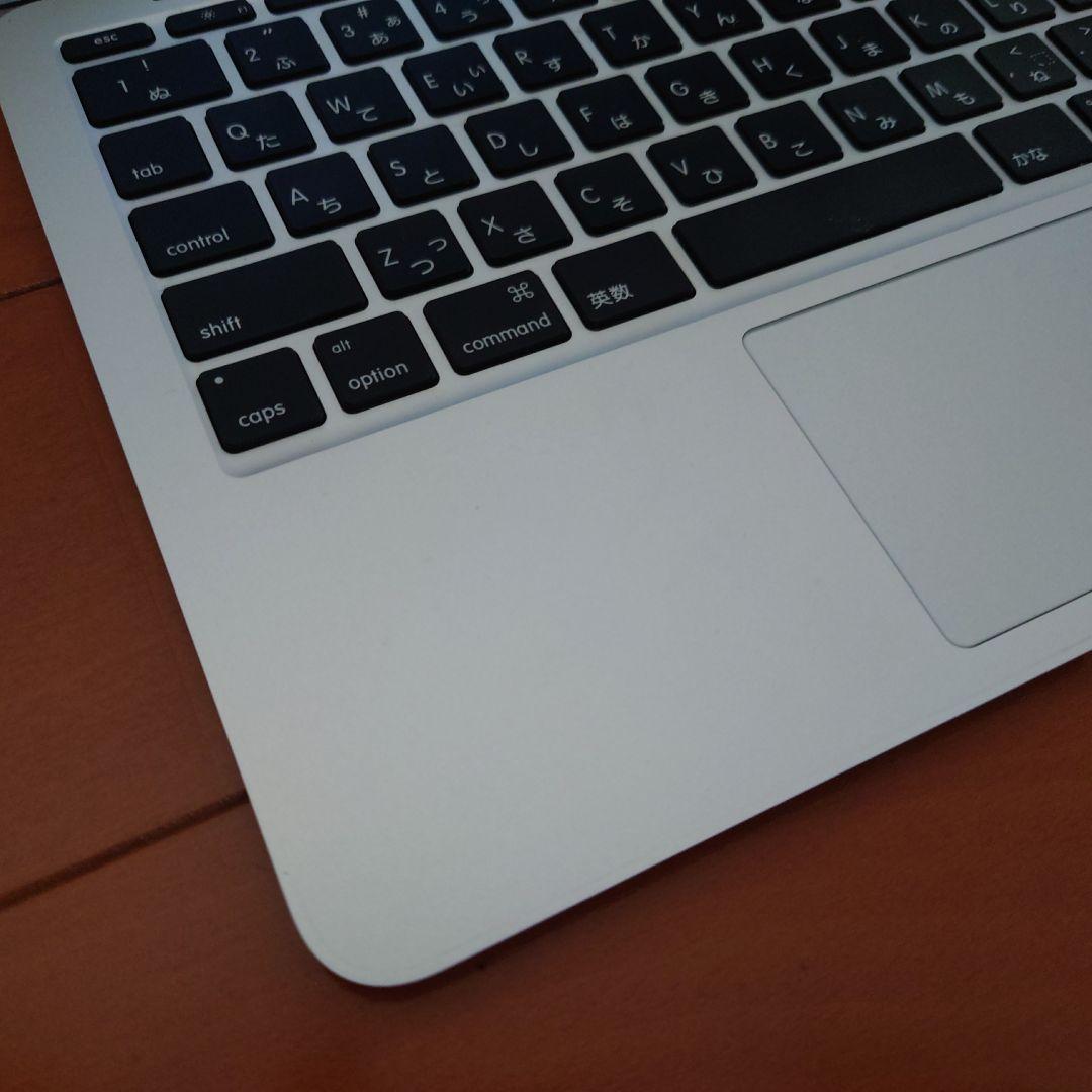 MacBook Air 11-inch (Mid 2012）マックブックエアー