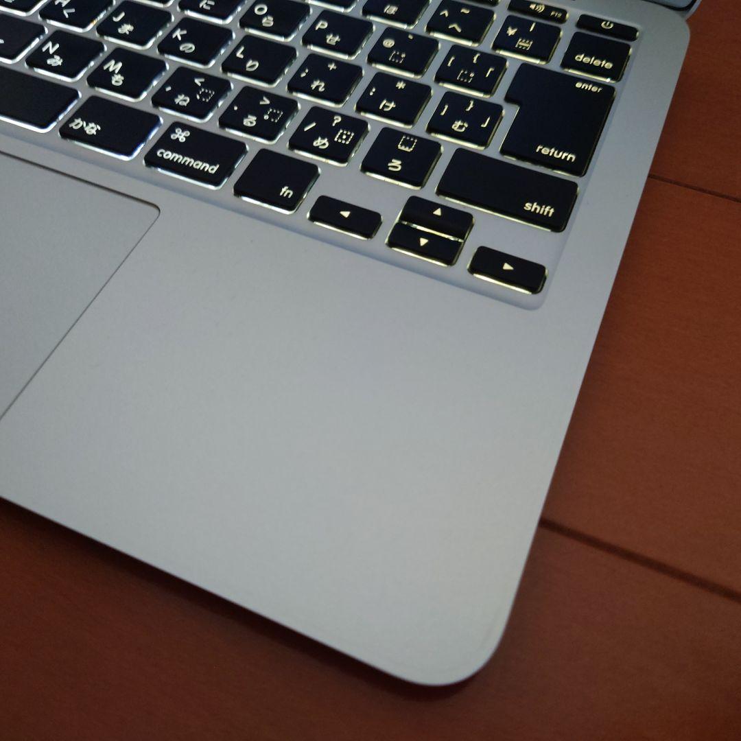 MacBook Air 11-inch (Mid 2012）マックブックエアー