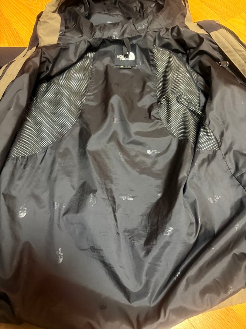 マウンテンライト ジャケット　ニュートープ M