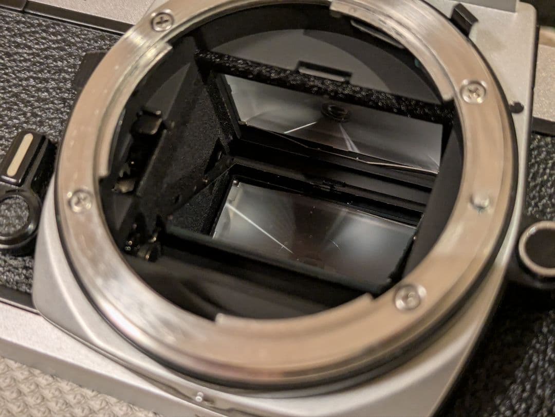 Nikon New FM2 + 50mm F1.4レンズ