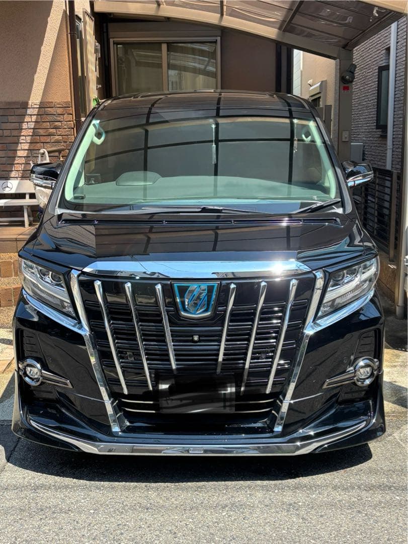 アルファード30系フロントグリル(縦グリルブラック塗装)