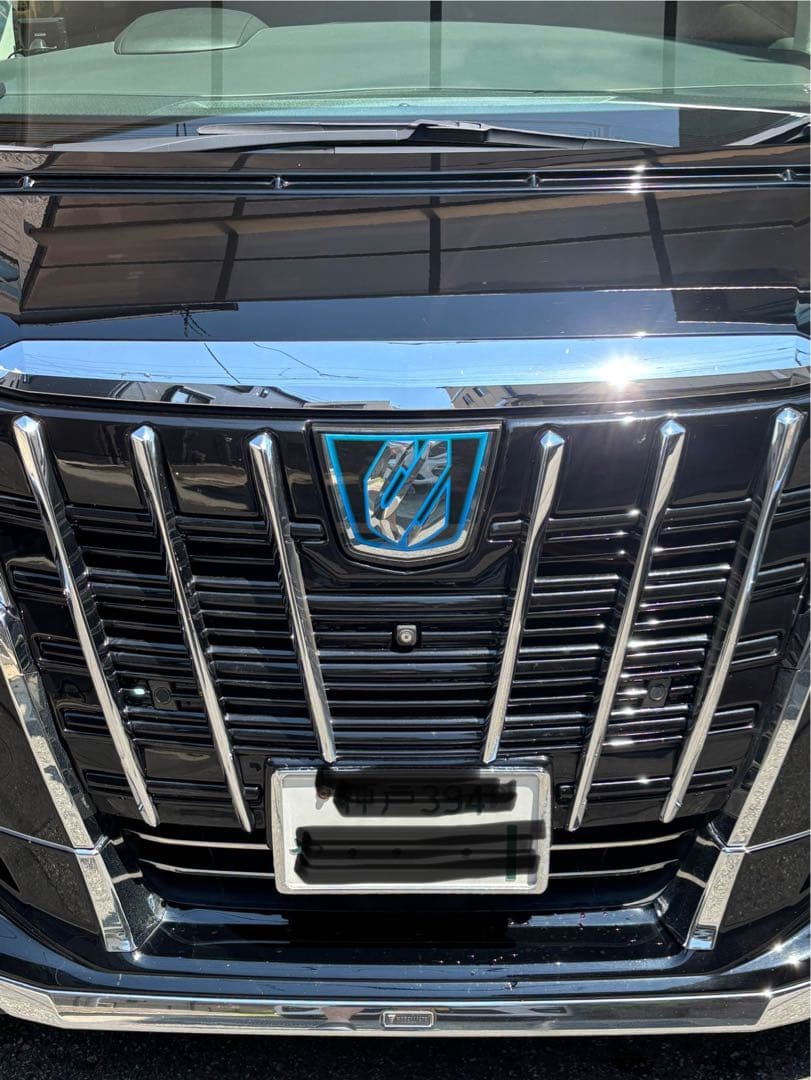 アルファード30系フロントグリル(縦グリルブラック塗装)