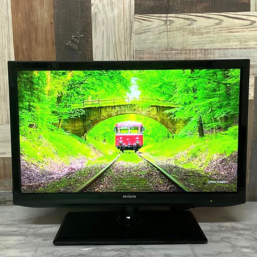 即日受渡❣️全国送料込 Aiwa 地デジBSCS搭載19型液晶テレビ19H10S