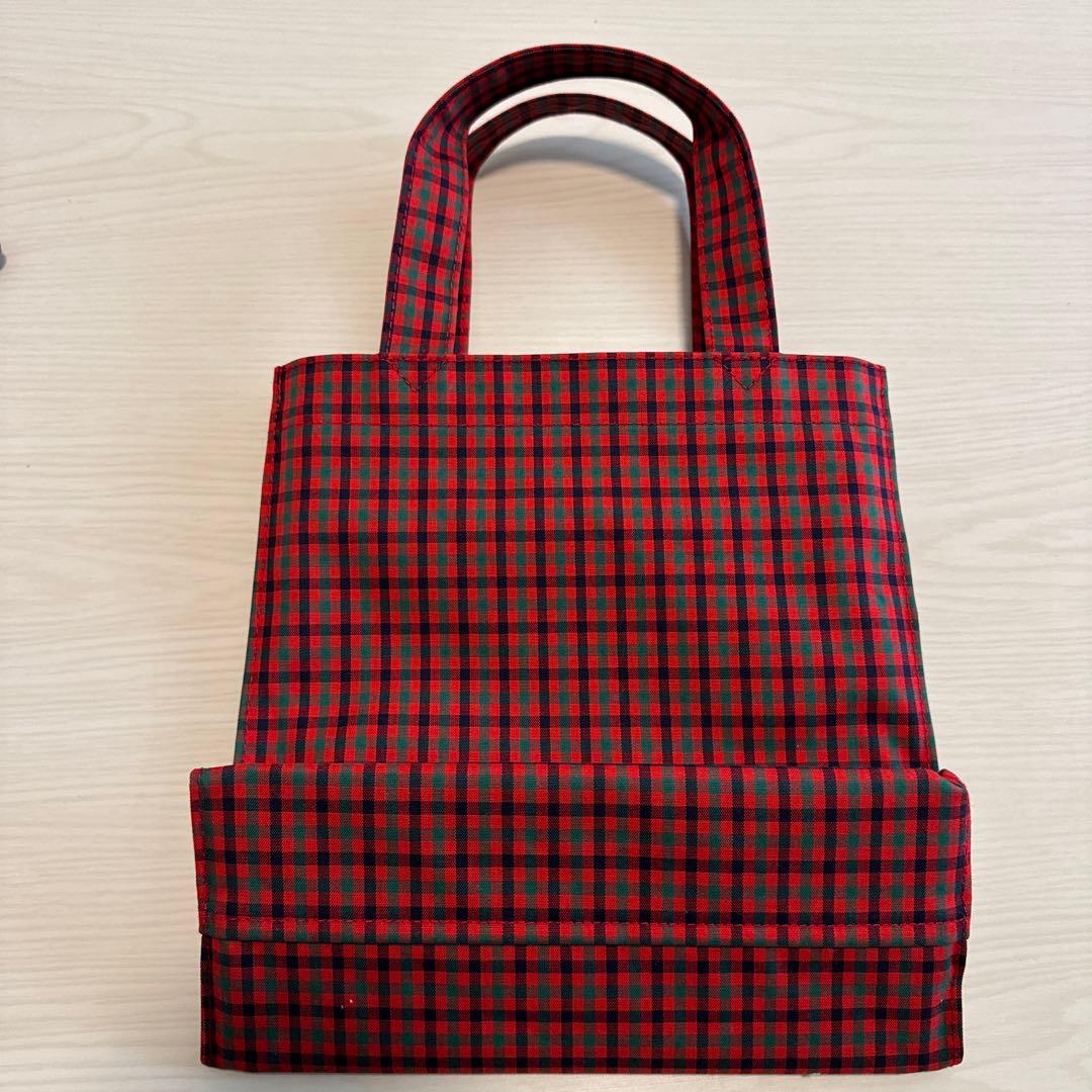 ファミリア チェック柄トートバッグ クマチャーム付き
