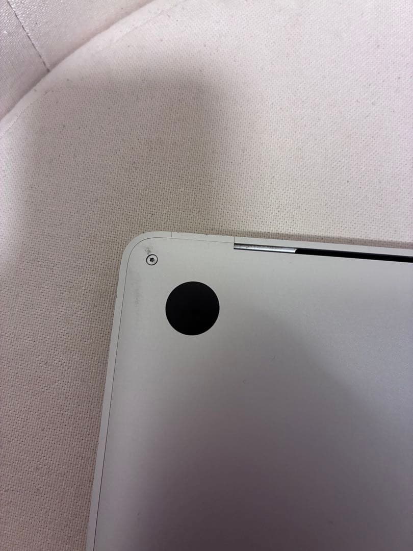 Apple MacBook Air (M1, 2020) 本体