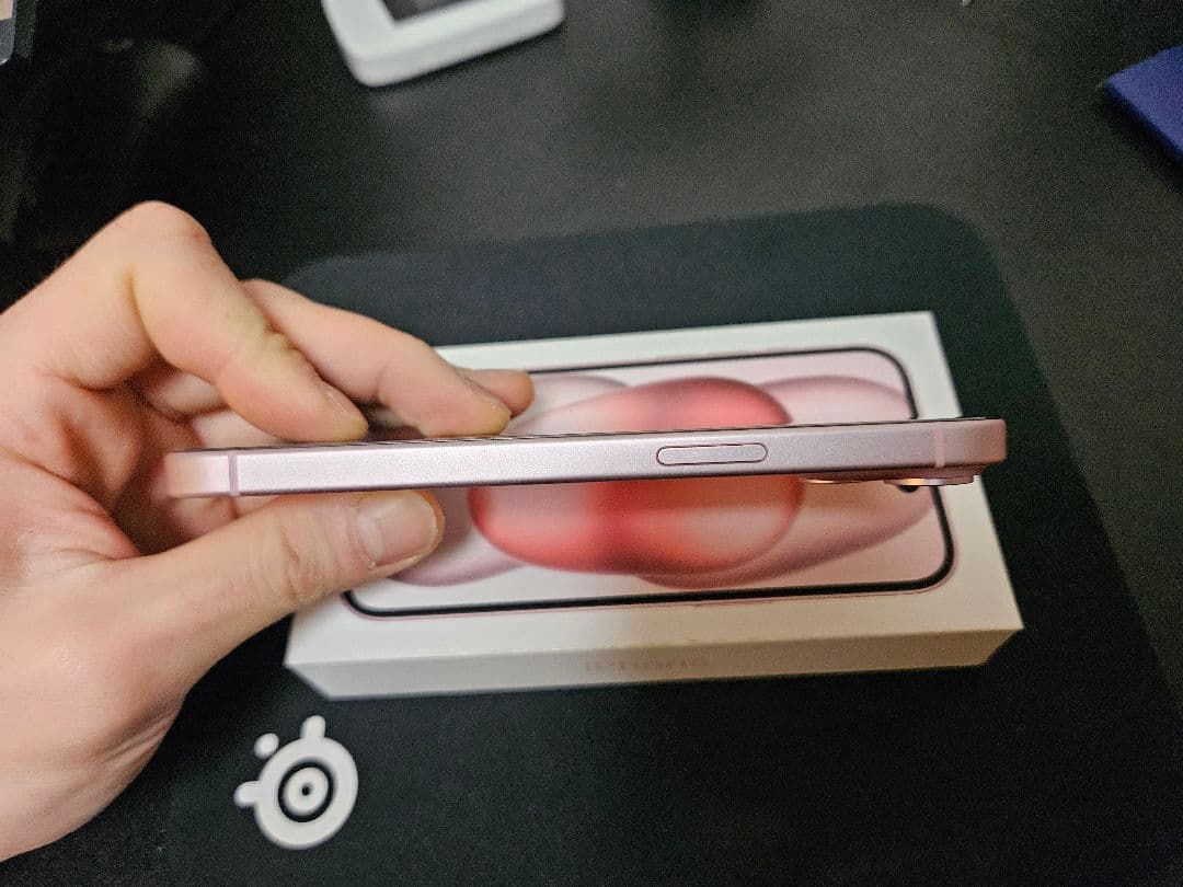 Apple iPhone 15 ピンク256G 本体