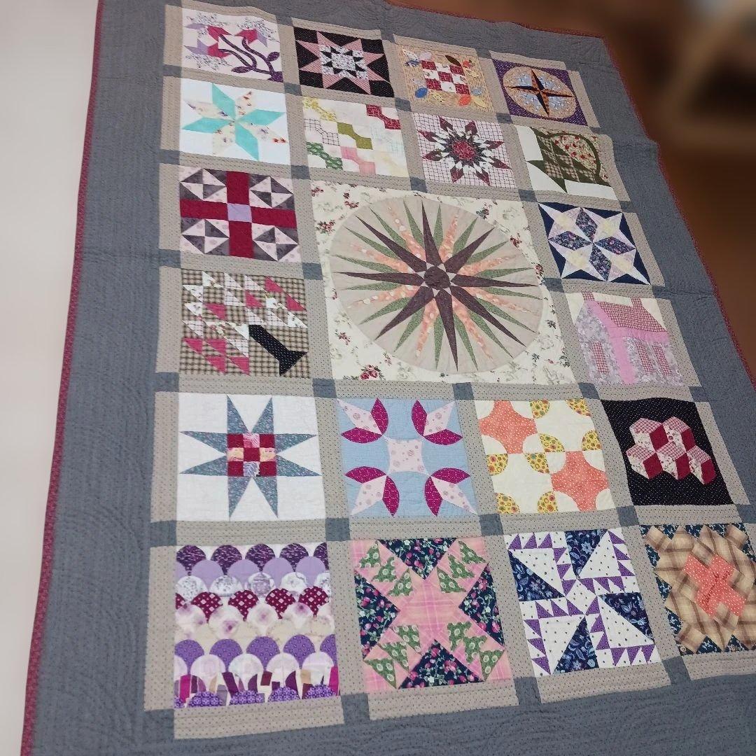 ベッドカバー パッチワークキルト ハンドメイド