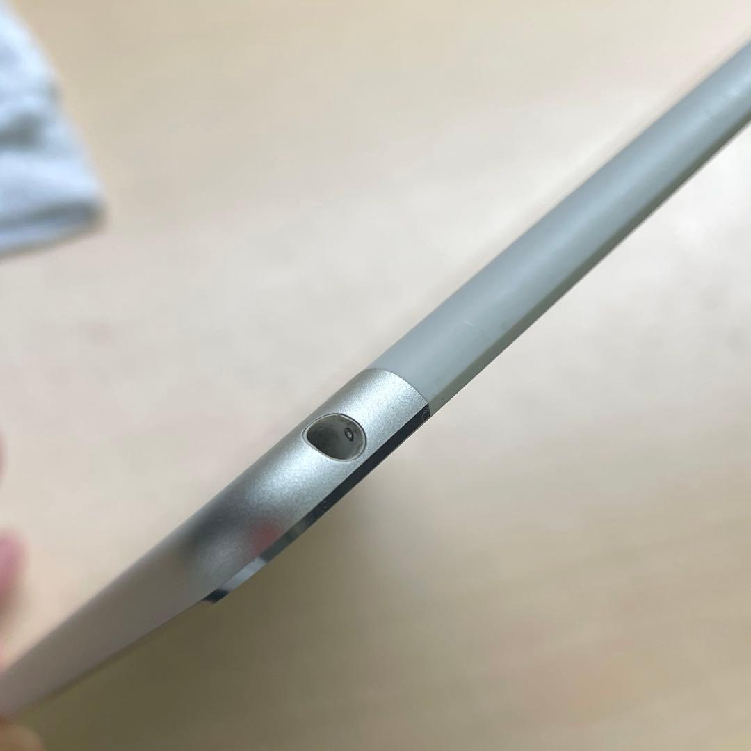 iPad Air2 32GB Cellular シルバー　A1567 美品　#4