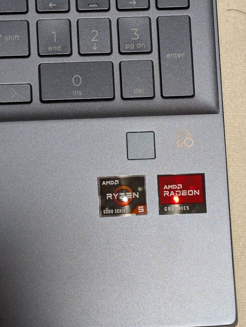 ［ほぼ新品］HP15.6 ノートPC Pavillion 15-eh2065AU