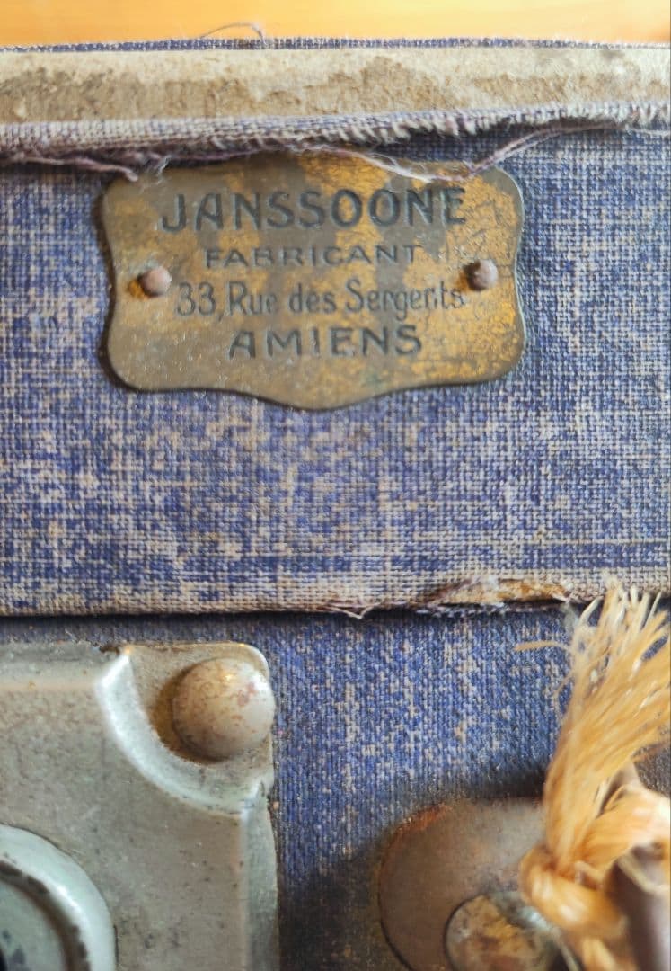 まみちゃん専用　LOUIS JANSSOONEアンティーク　トランク