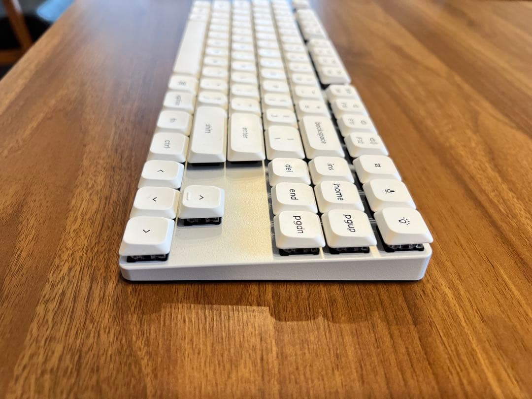 Keychron K1 SE（白）US配列 赤軸、専用パームレスト