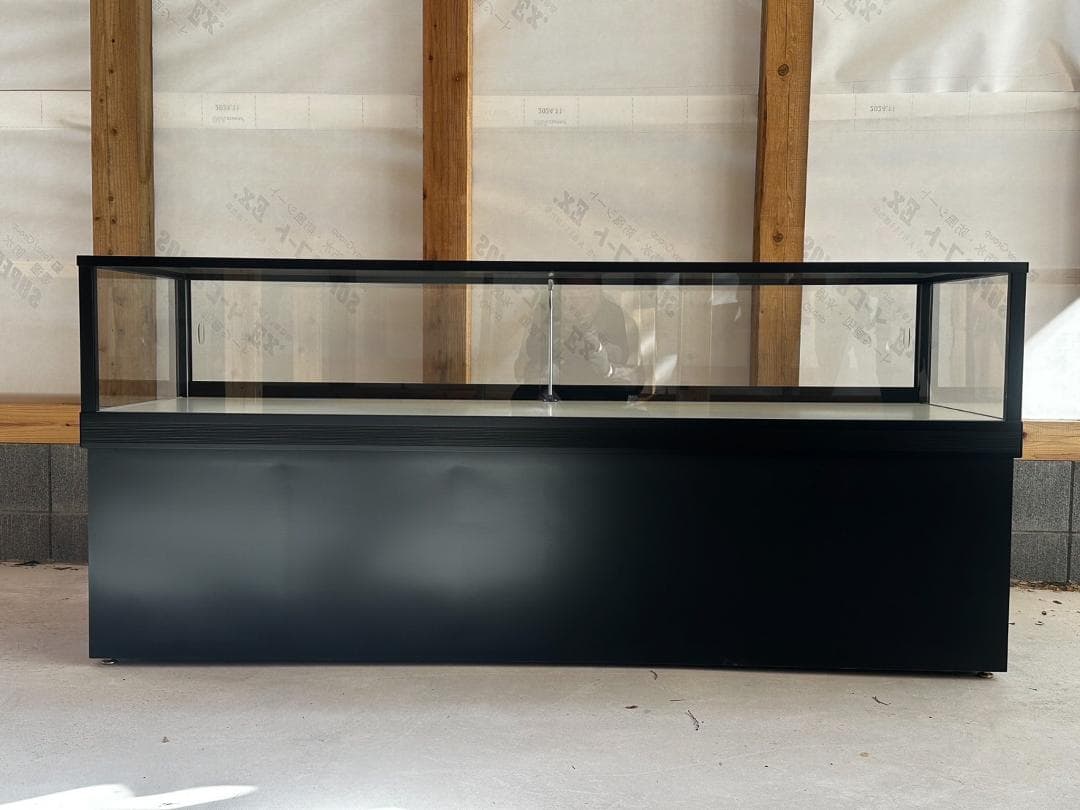 【店舗什器】高級感あるアルミ製ガラスショーケース 180cm 幅広タイプ