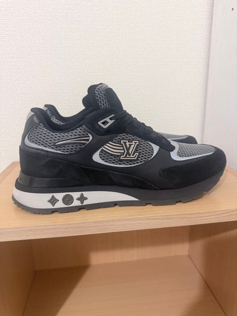 ルイヴィトン Louis vuitton ランナウェイラインスニーカー ブラック
